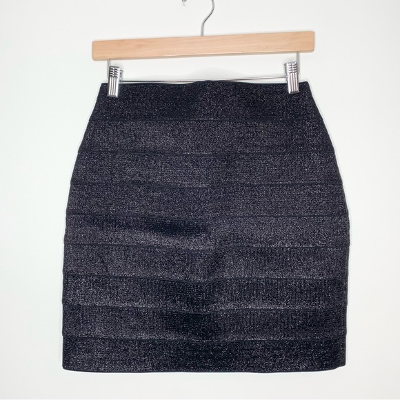 NWOT Express Shimmer Metallic Bandage Skirt Medium - Picture 6 of 9